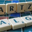 Beim Scrabble-Spiel lässt sich mit Hartz IV punkten. Foto: DGB